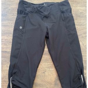 Athleta Cropped Leggings